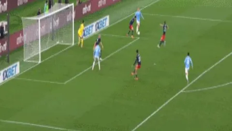 克里斯蒂分享防守突破：汗水与詹眉指导助球队逆袭